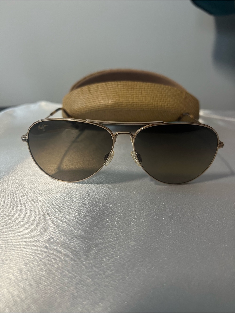 Maui Jim mavericks Gold titanium Frame Sunglasses with Brown Gradient Lenses